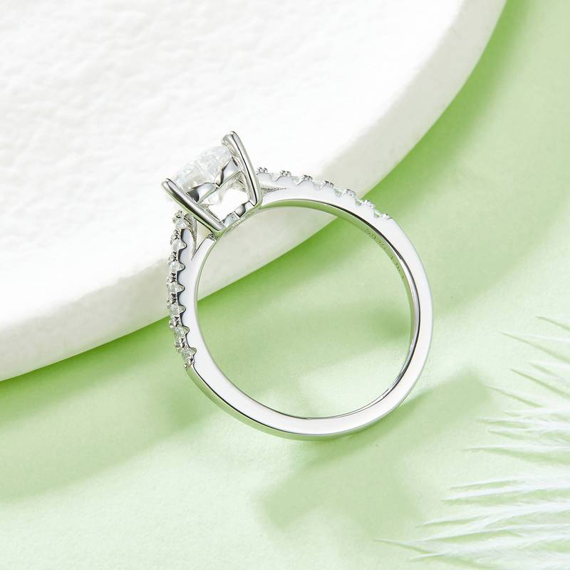 微镶心形S925银镀白金MoissaniteWomen's Ring1.0ctD级